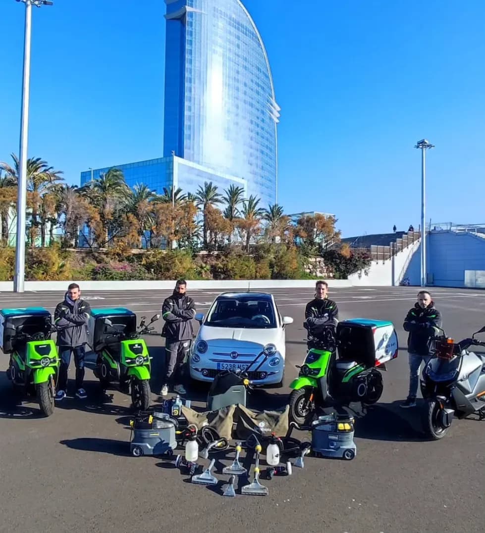 Equipo de limpieza en Parla